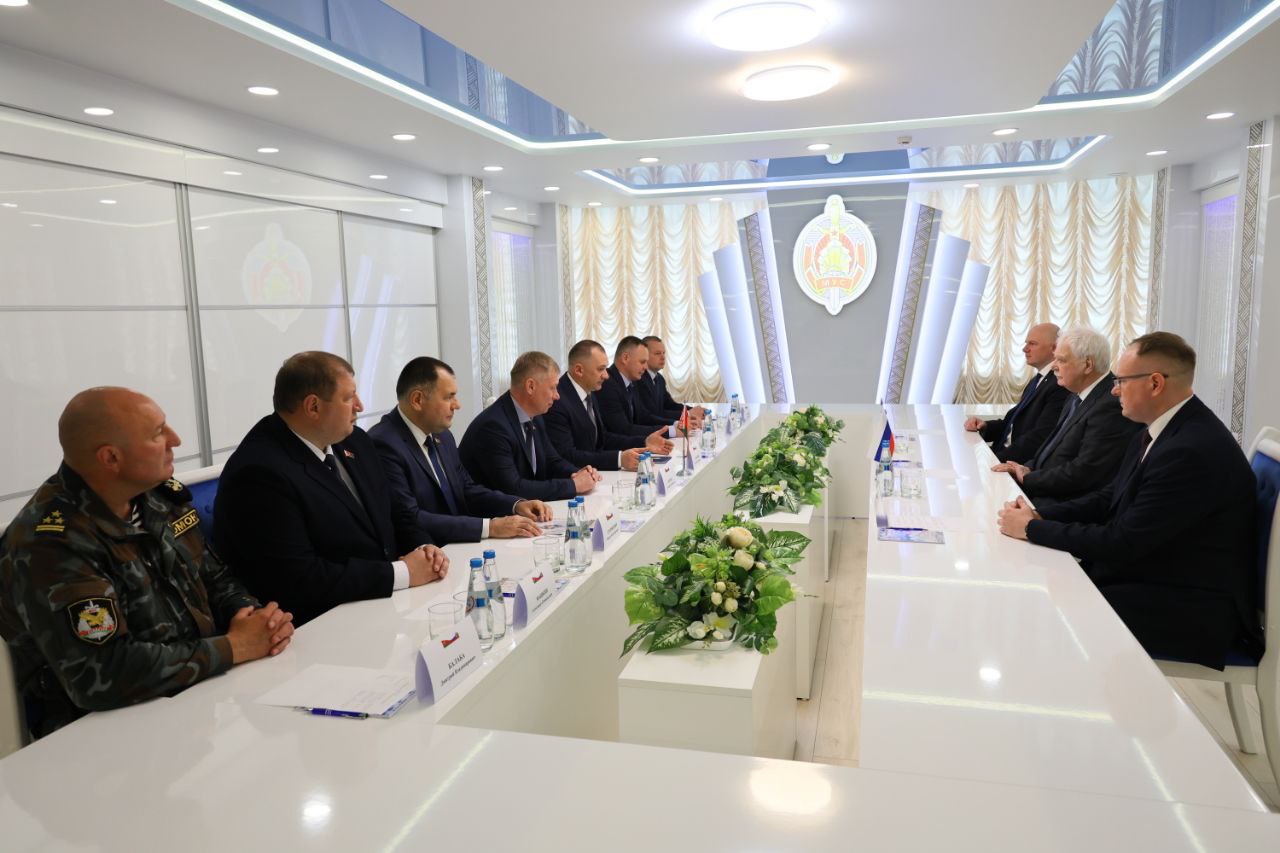 Сотрудничество правоохранителей России и Беларуси обсудили Грызлов и Кубраков