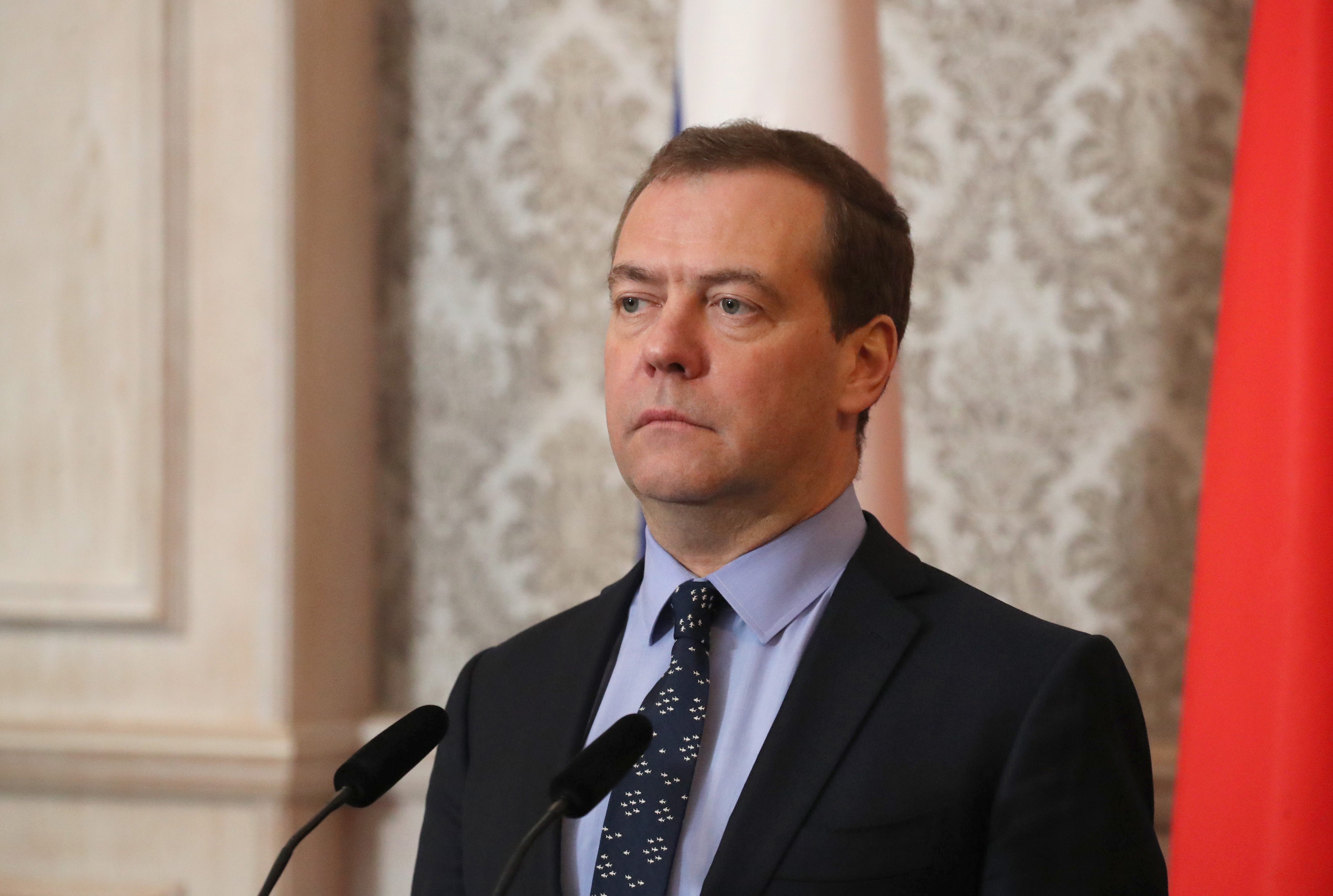 Медведев прокомментировал ситуацию перед выборами в Беларуси