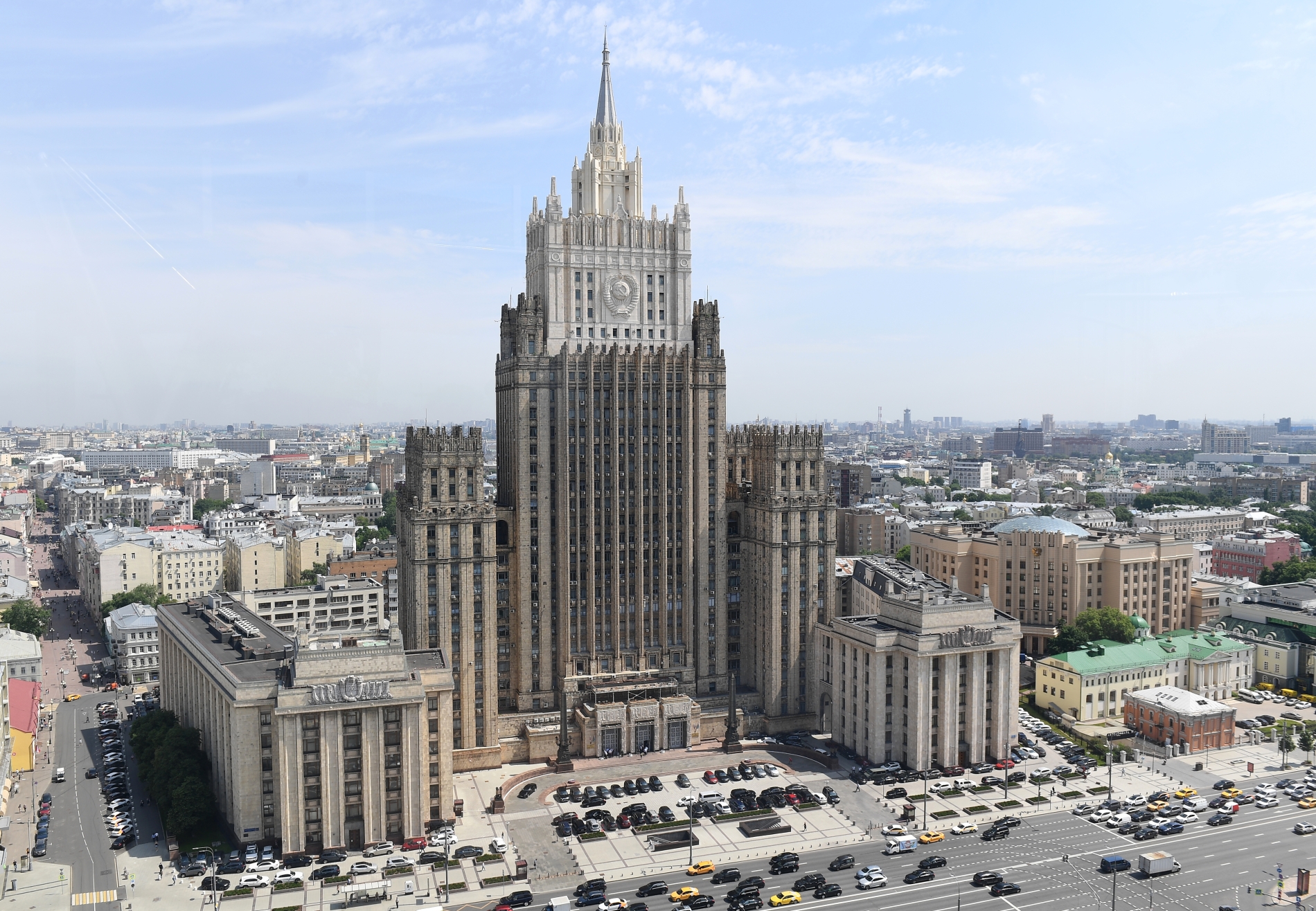 Заместитель министра иностранных дел России Андрей Руденко пригласил Чрезвычайного и Полномочного Посла Беларуси в России Владимира Семашко