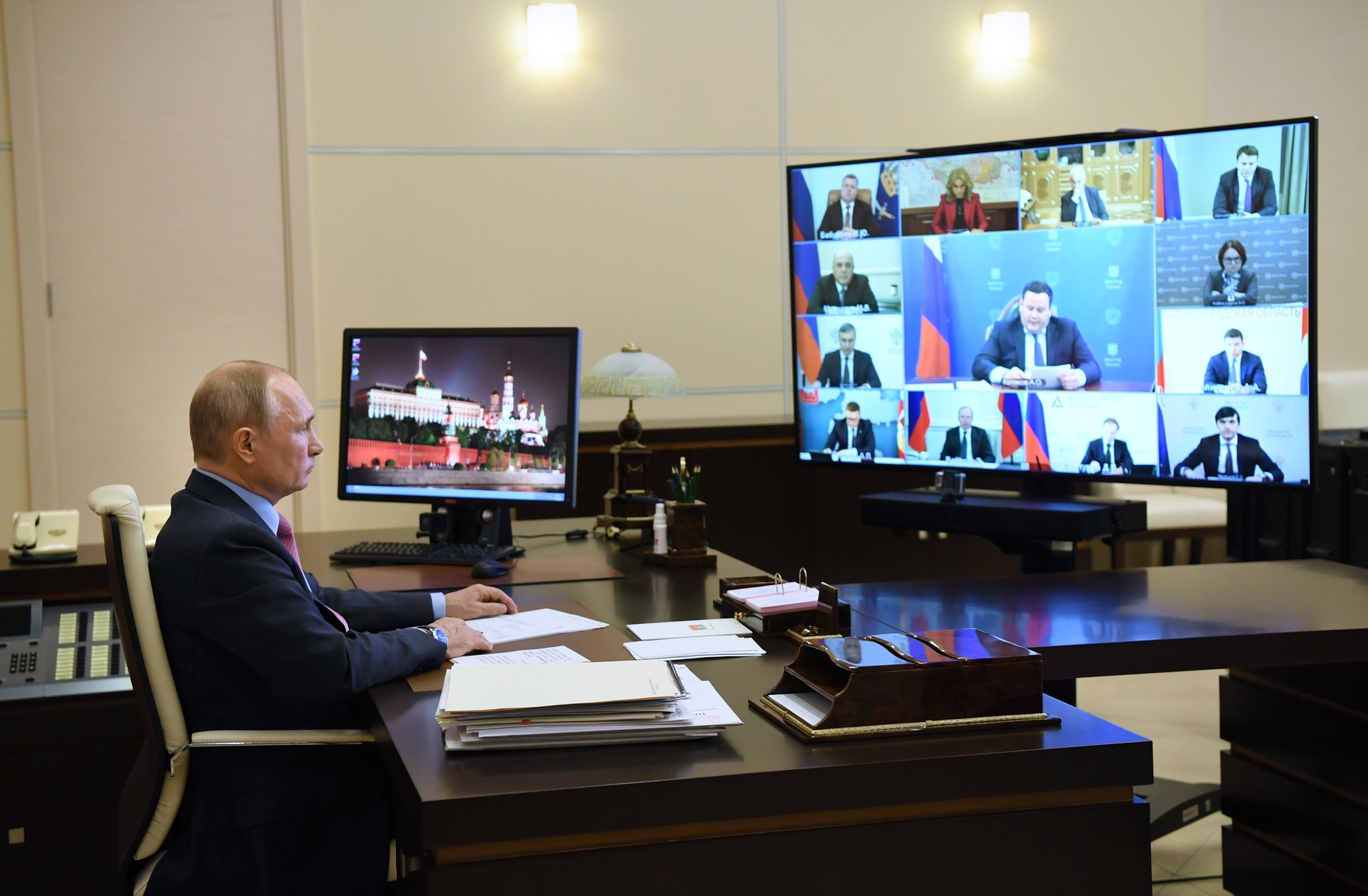 Минтруд РФ предложил увеличить втрое минимальный размер пособия по безработице