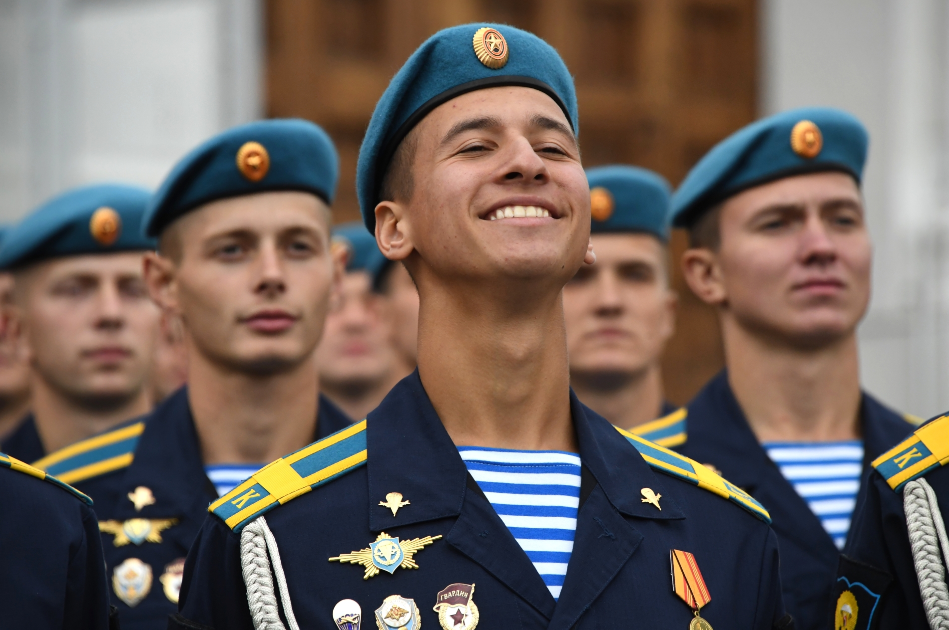 Воздушно-десантные войска отмечают 90 лет со дня своего образования