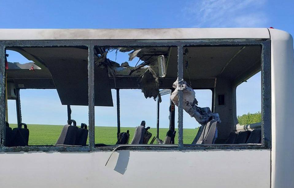 В Белгородской области шесть человек погибли при атаке украинских БПЛА на автобусы