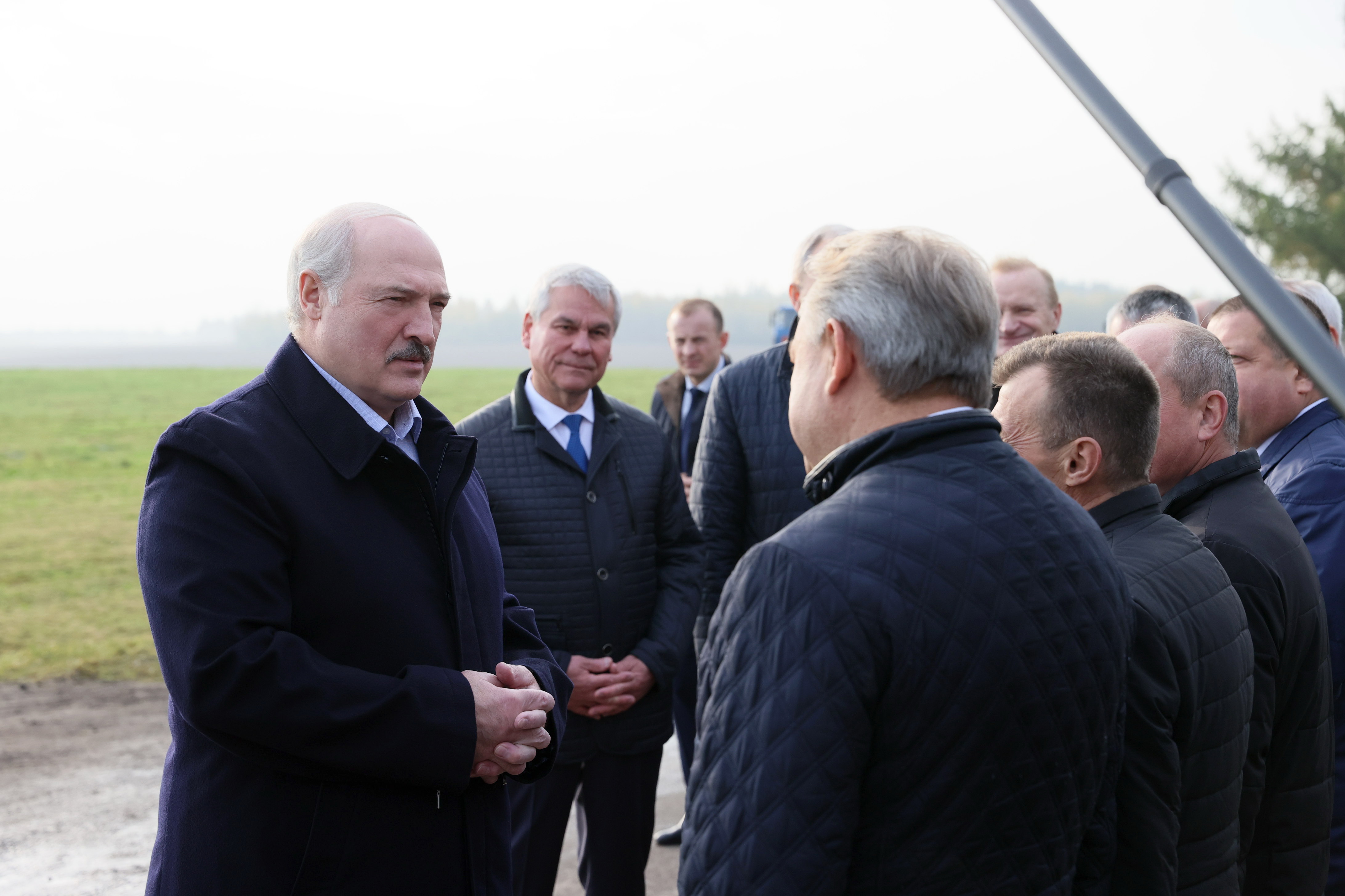 Александр Лукашенко: Если бы у нас в Минске такой народ был, мы были бы самыми богатыми