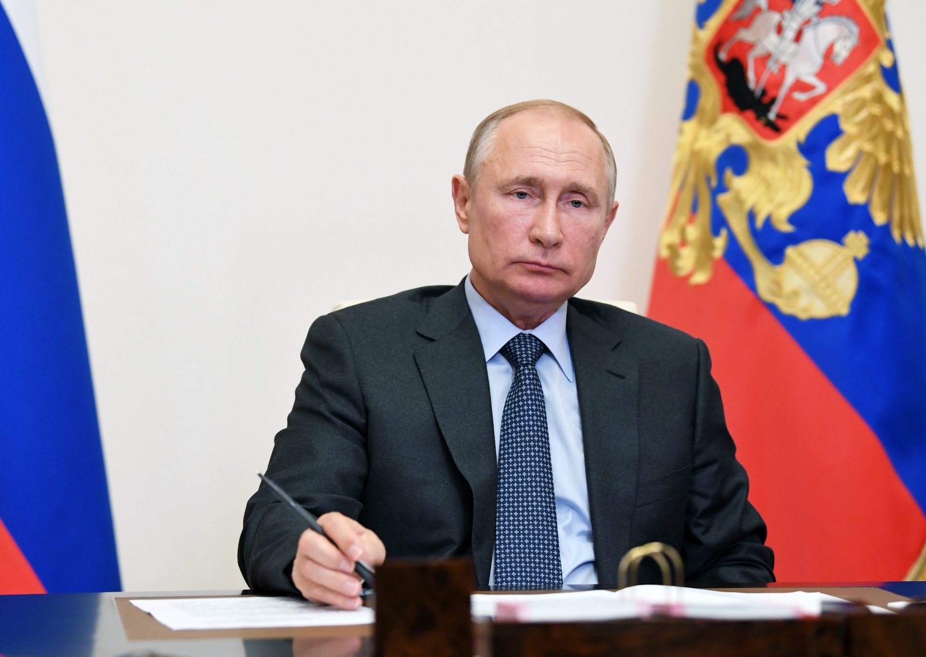 Владимир Путин предложил начать сдачу ЕГЭ с 29 июня