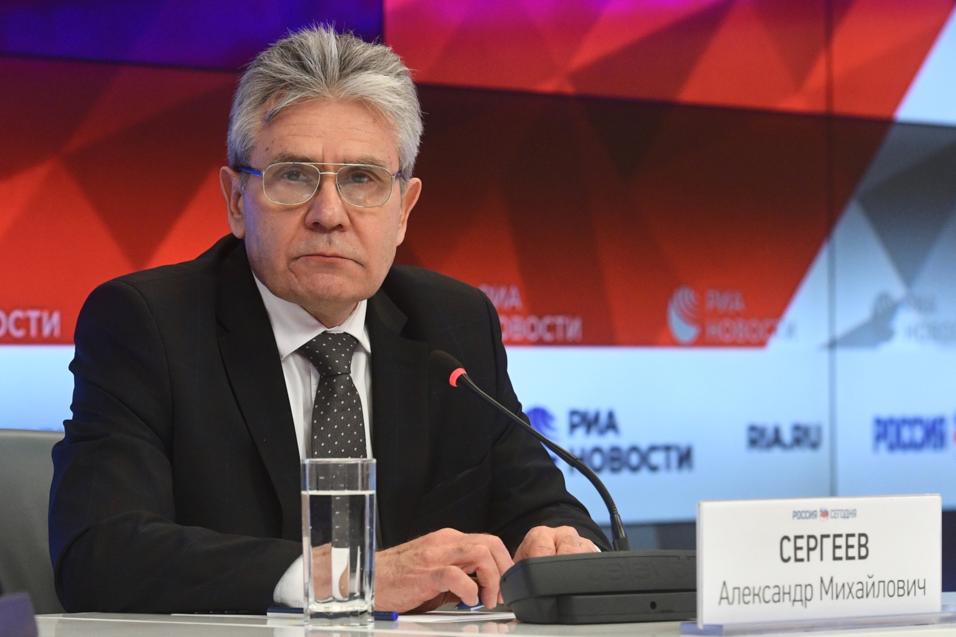 РАН приняла заявление в поддержку НАН Беларуси