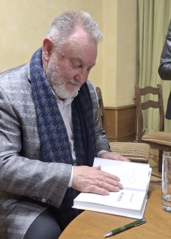 IMG_9698.jpeg IMG_9698.jpeg