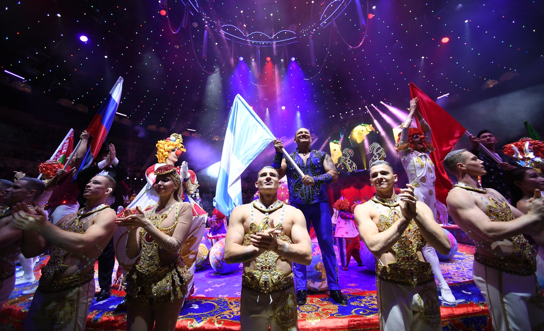 В Санкт-Петербурге прошел Второй международный фестиваль циркового искусства "Без границ" 