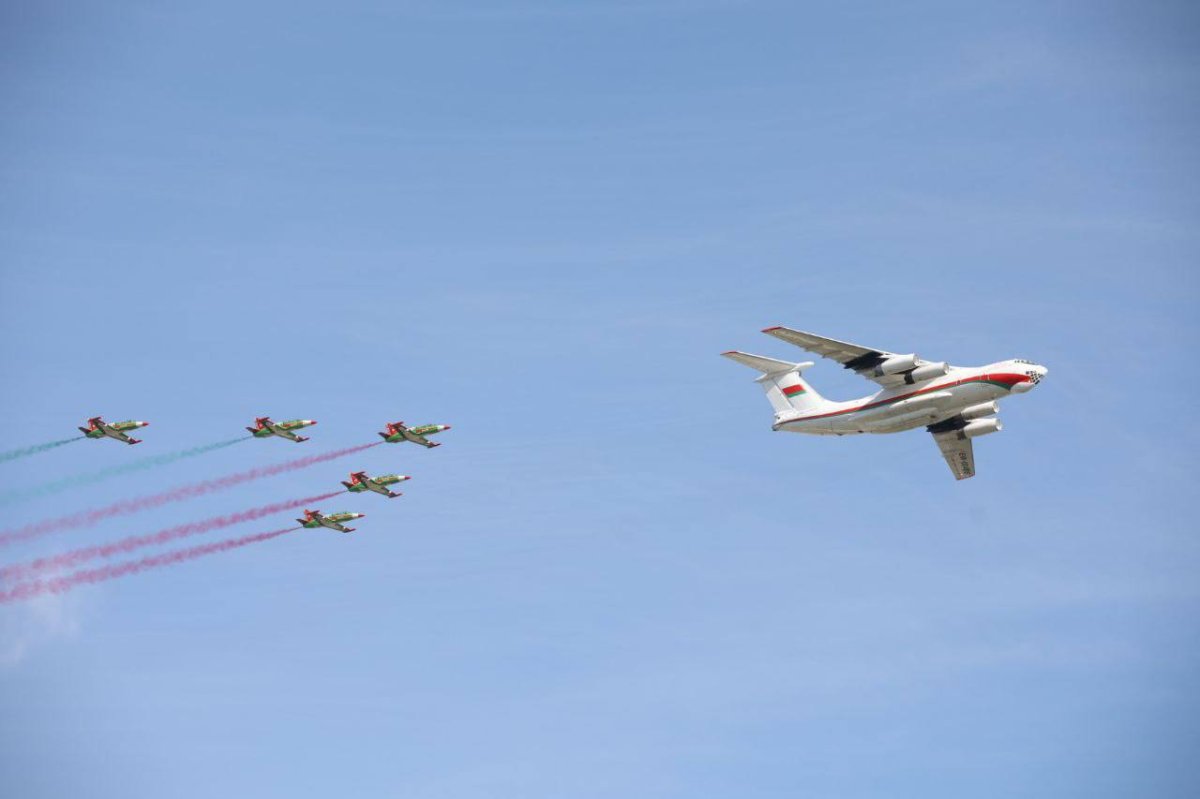 Небо Минска: репетиция воздушного парада к 80-летию Победы