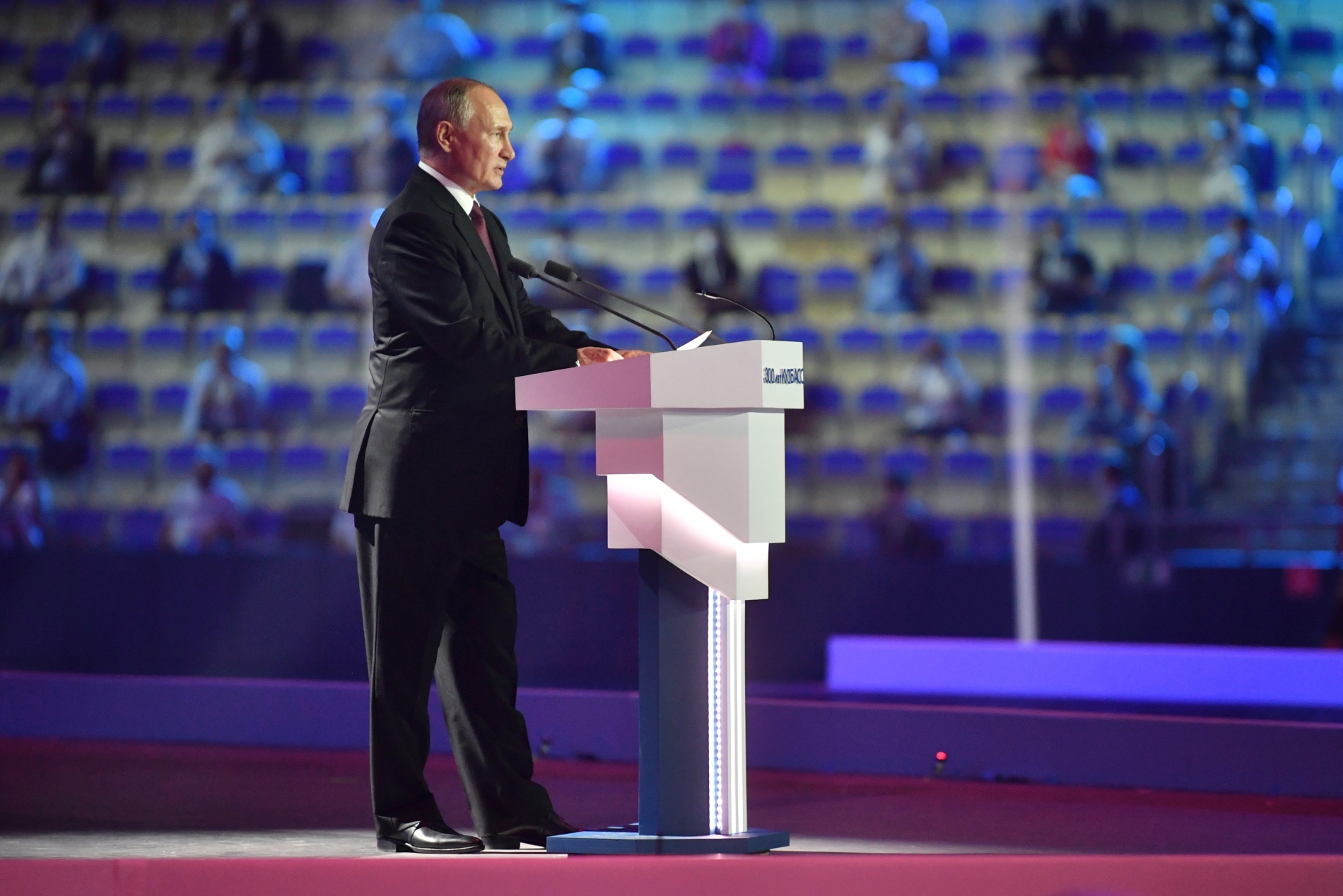 Владимир Путин принял участие в торжествах по случаю 300-летия Кузбасса