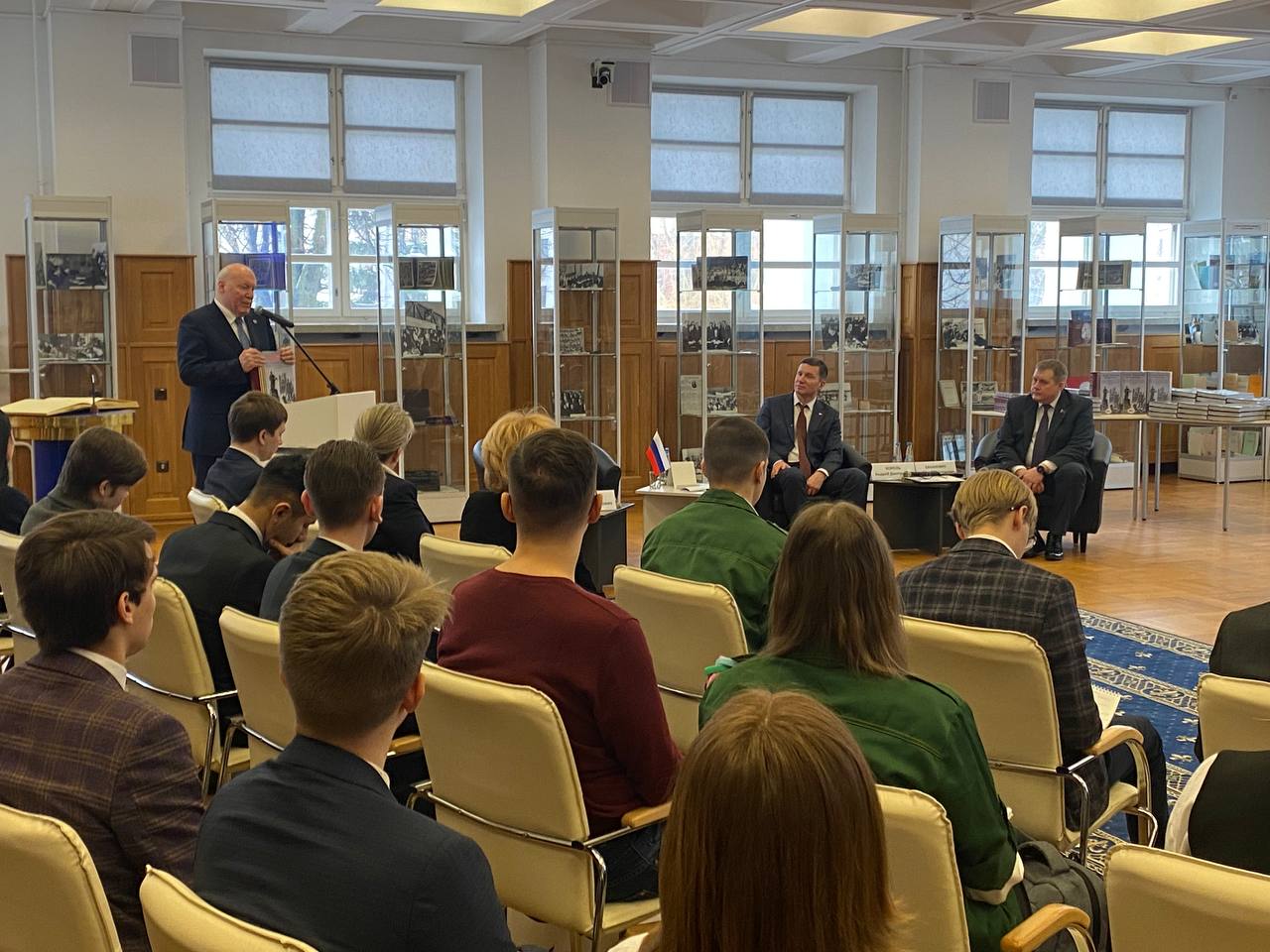 В Минске дали старт Патриотическому форуму молодежи Союзного государства