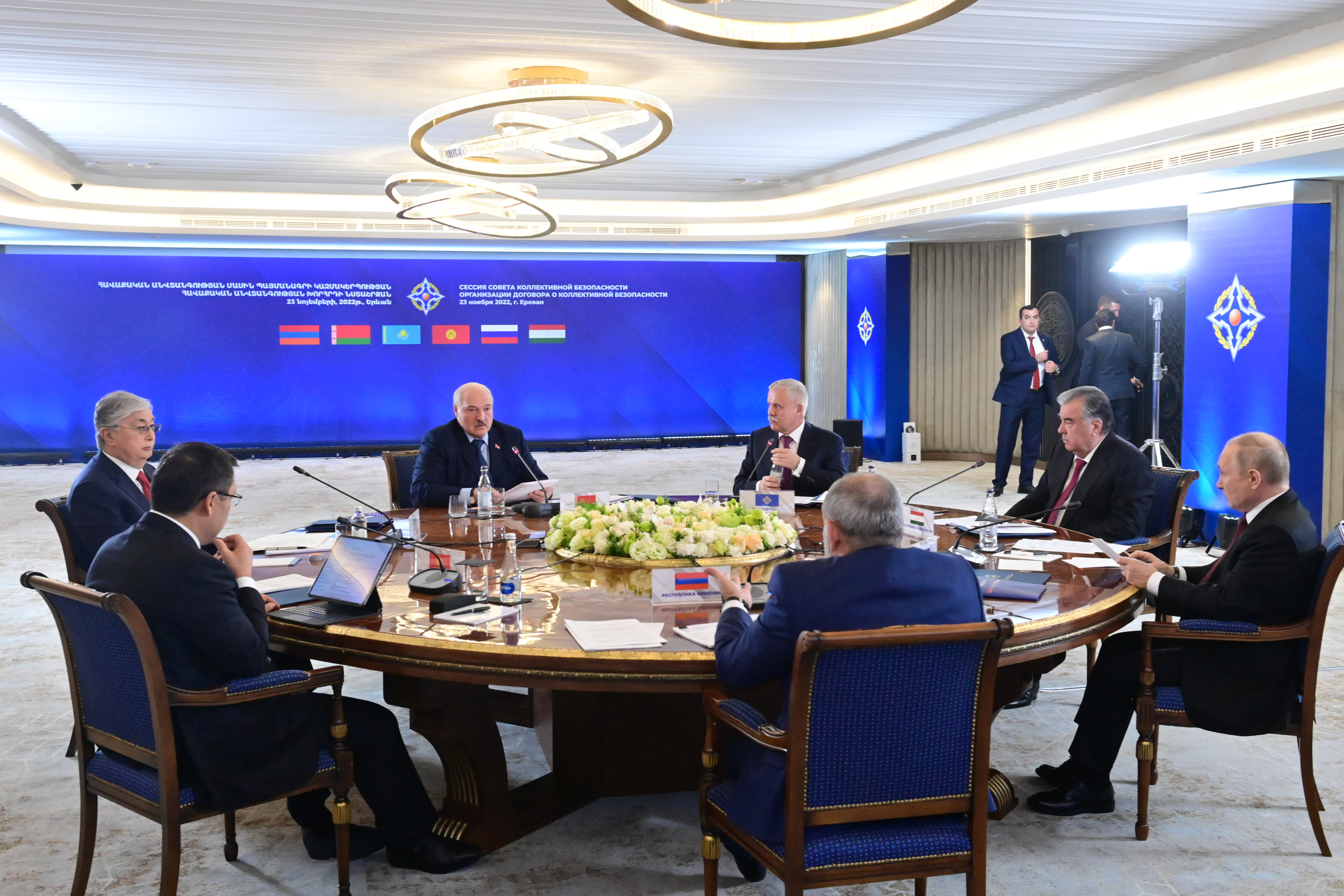 Александр Лукашенко: НАТО окончательно закрепило антироссийский и антибелорусский векторы