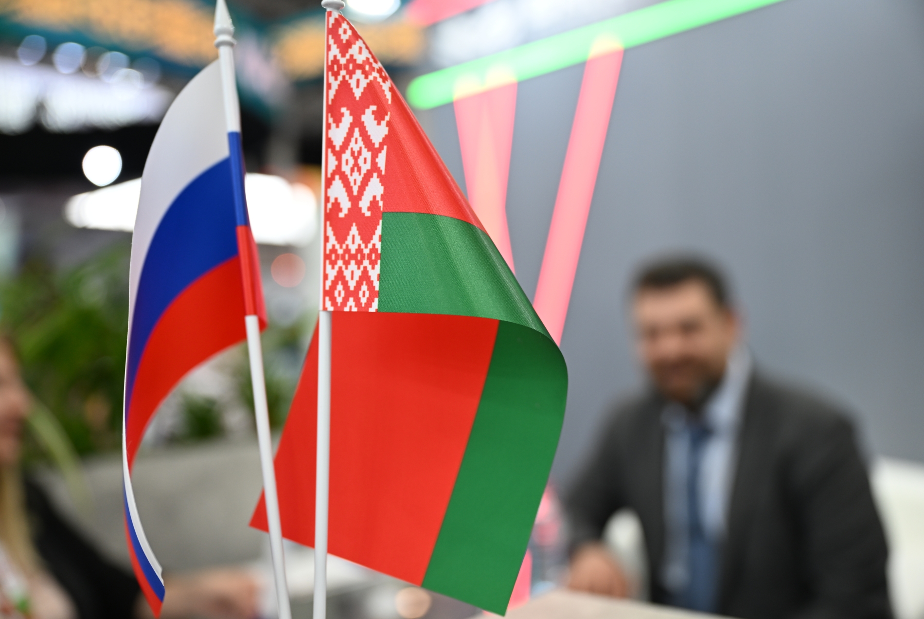 Дни Санкт-Петербурга открылись в белорусской столице