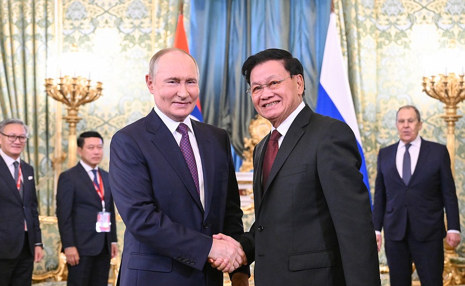 Президент России - лидеру Лаоса: считаем Вас близким другом России