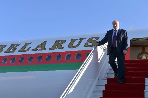 Лукашенко прибыл в ОАЭ на саммит по климату