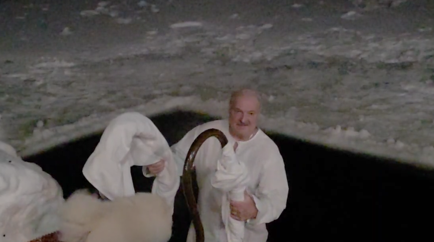 Православные христиане встречают праздник Крещения Господня