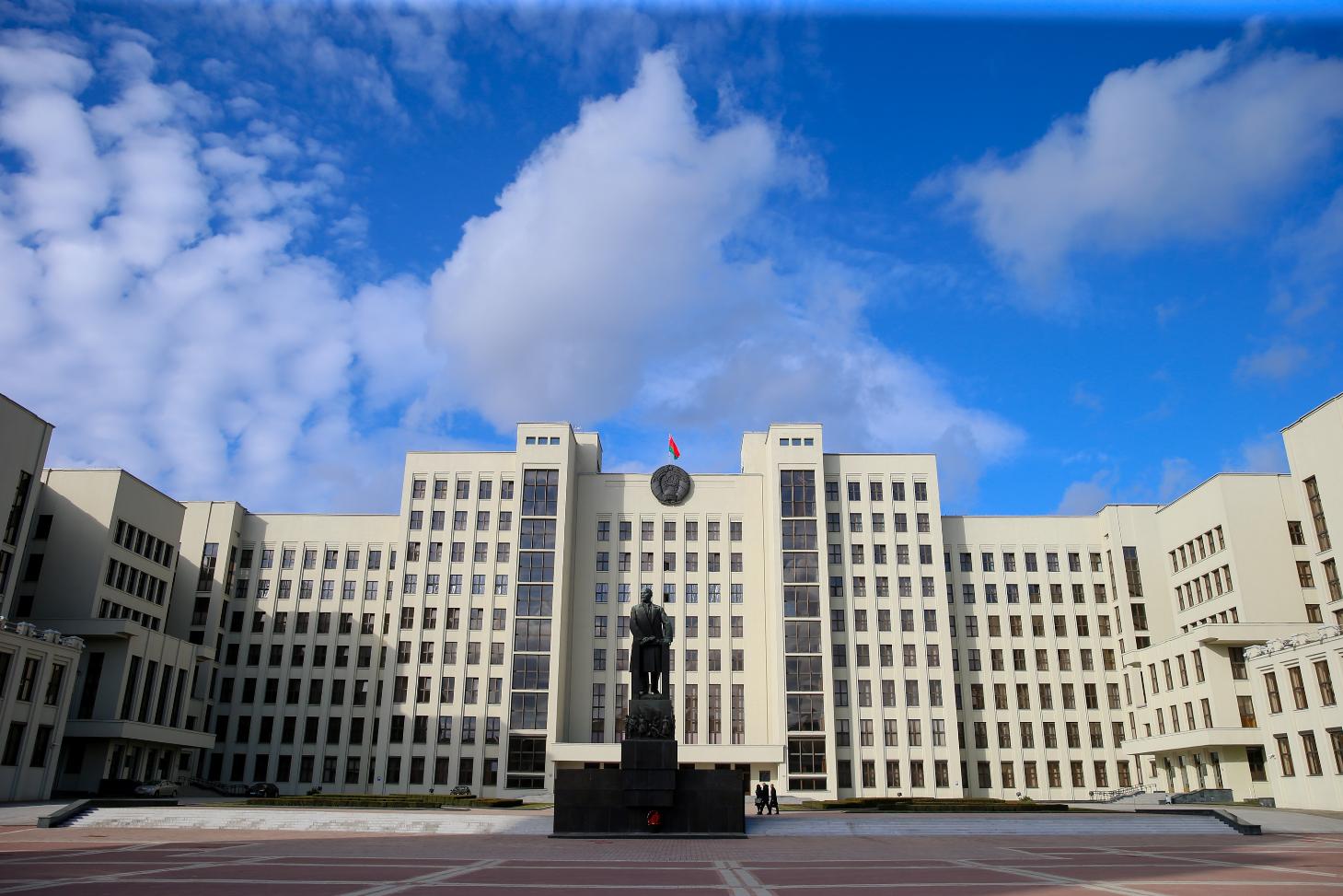 ЦИК Беларуси: депутатами местных советов стали 15 граждан России 
