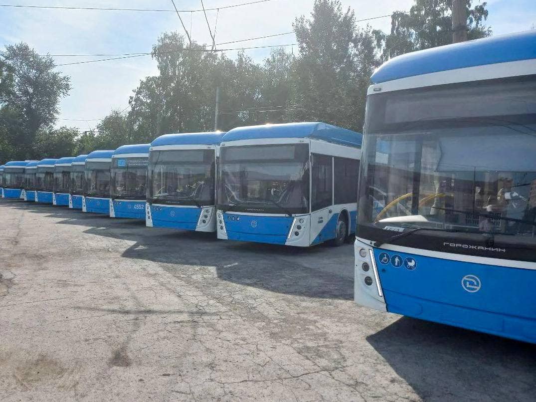 В Новосибирск поставили  49 троллейбусов российско-белорусского производства