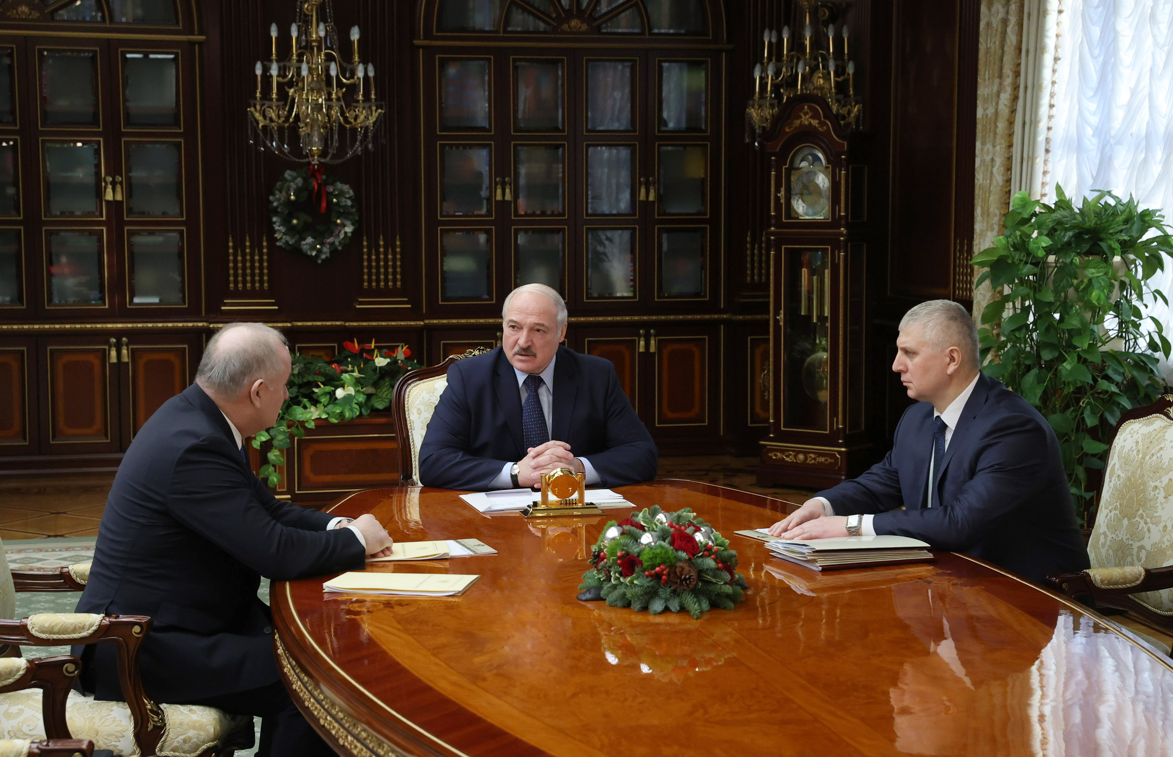 Александр Лукашенко: Ценовая стабильность - вопрос номер один
