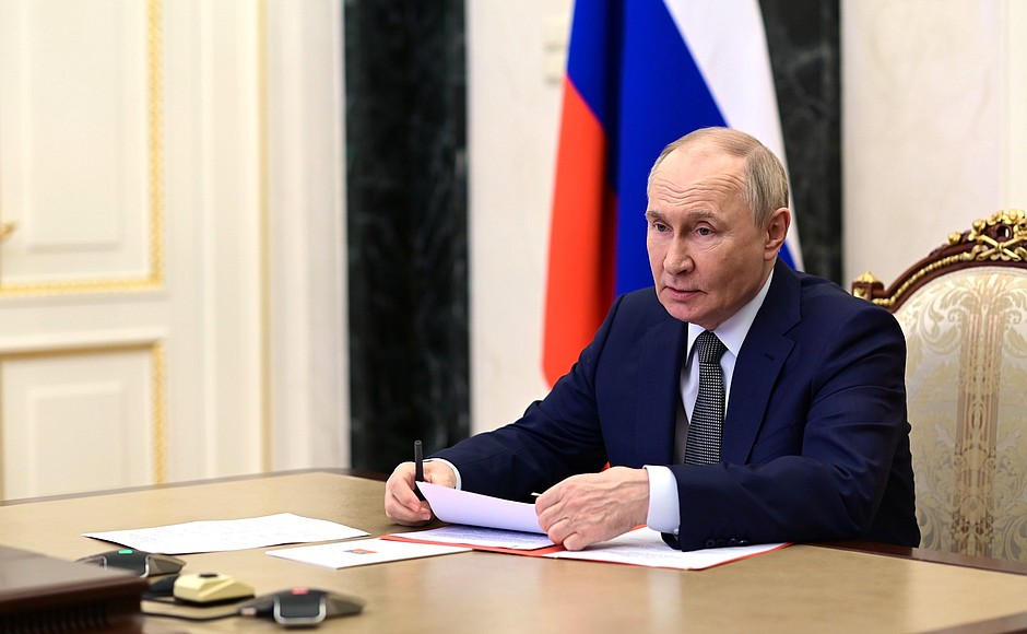 Путин обсудил вопросы информационной безопасности на совещании с Совбезом