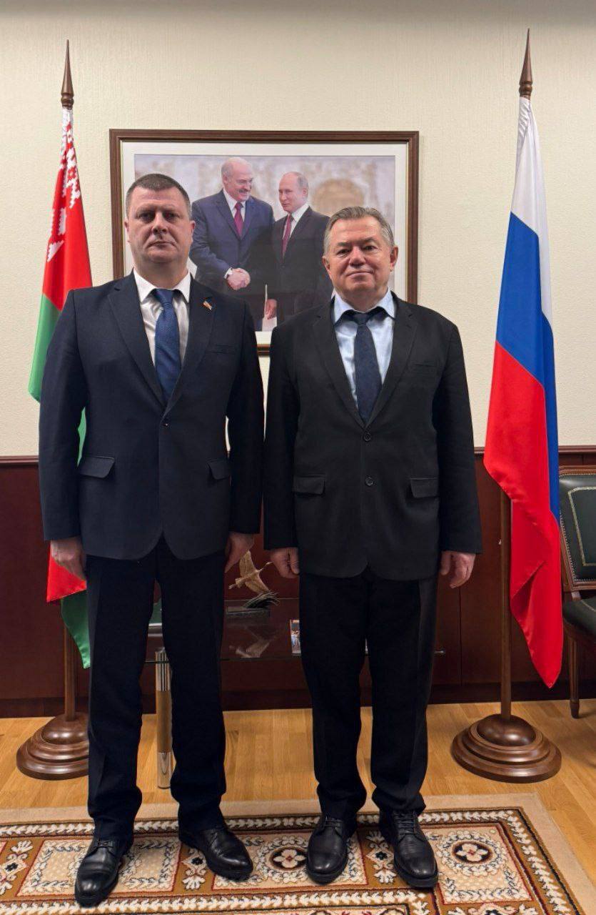  Посол Беларуси в России Юрий Селиверстов провел рабочую встречу с Государственным секретарем Союзного государства Сергеем Глазьевым