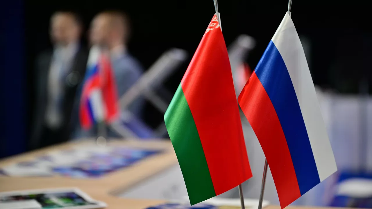 Россия и Беларусь разрабатывают проект экономической модели СГ