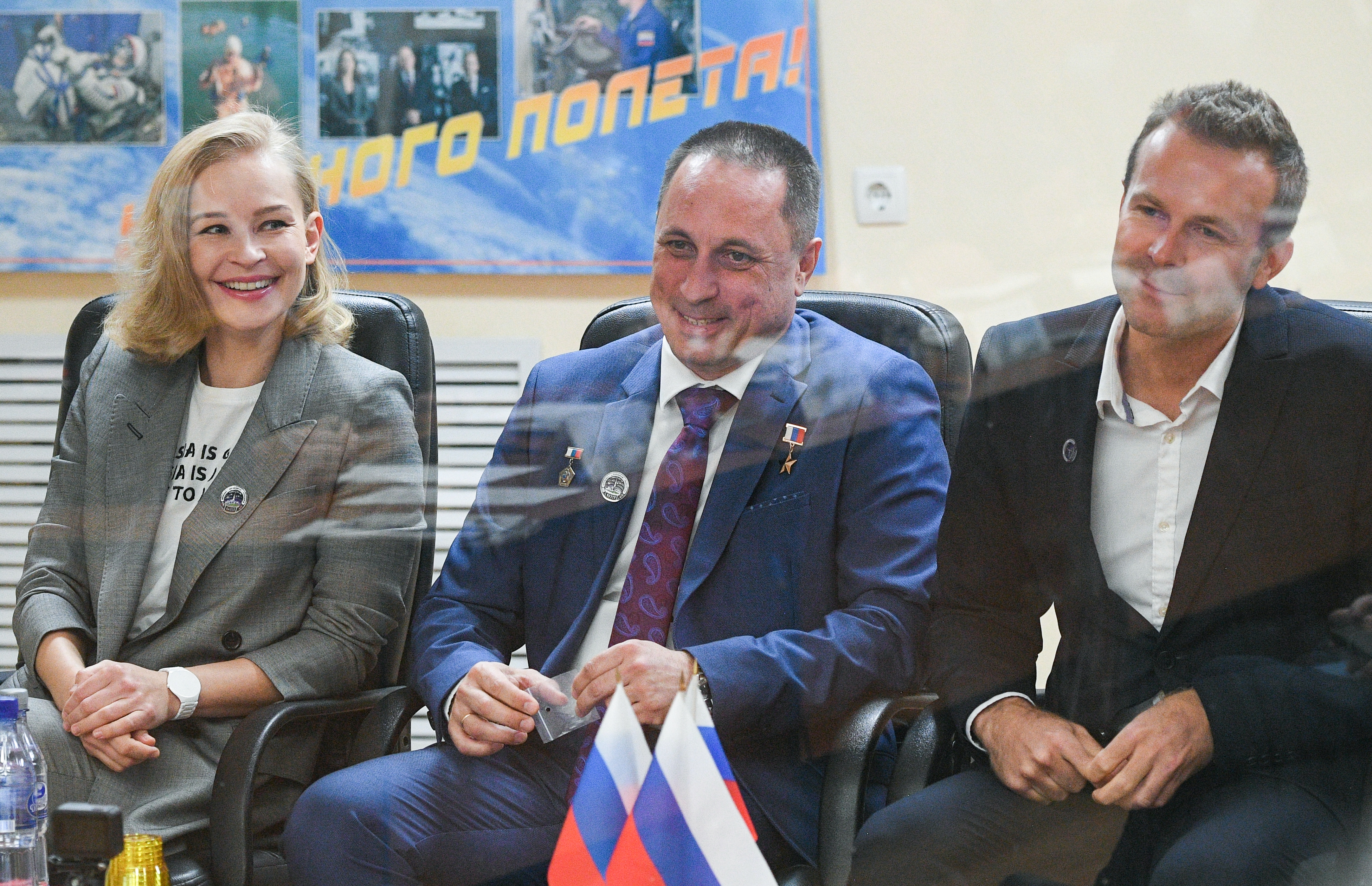 Актриса Юлия Пересильд и режиссер Клим Шипенко приступили к работе в космосе