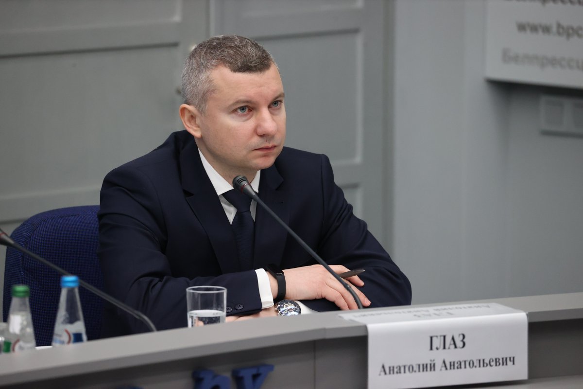 МИД Беларуси призывает украинскую сторону дать людям возможность спокойно уехать из зоны конфликта