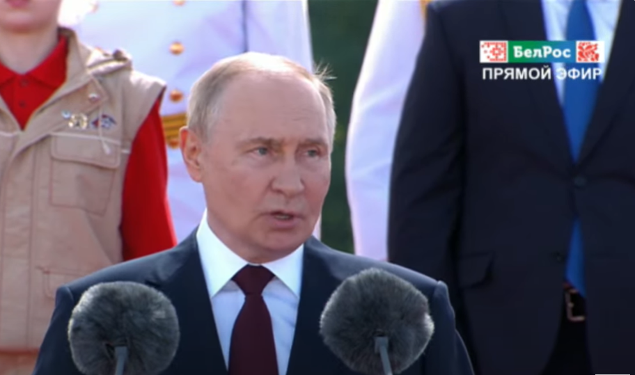 Путин: высокая миссия ВМФ определила поистине священное отношение к Родине