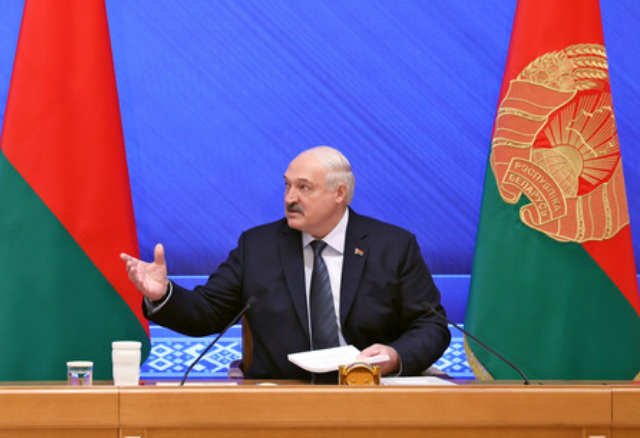 Лукашенко поставил задачи по ограничению инфляции в 2026-м в пределах 7%