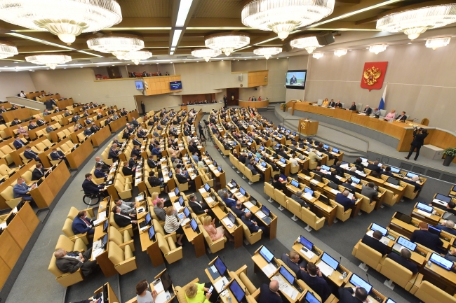 Госдума РФ утвердила план реализации Послания-2021