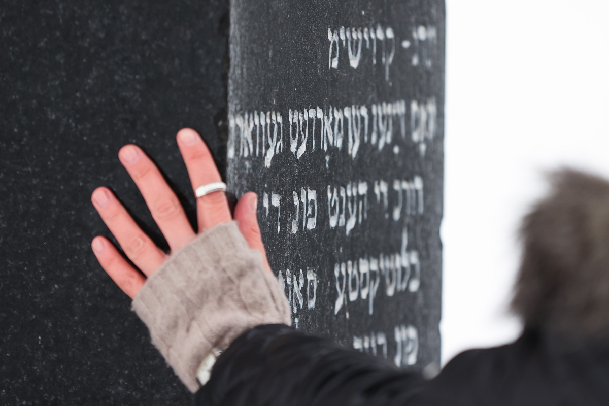 Сегодня во всем мире вспоминают жертв холокоста