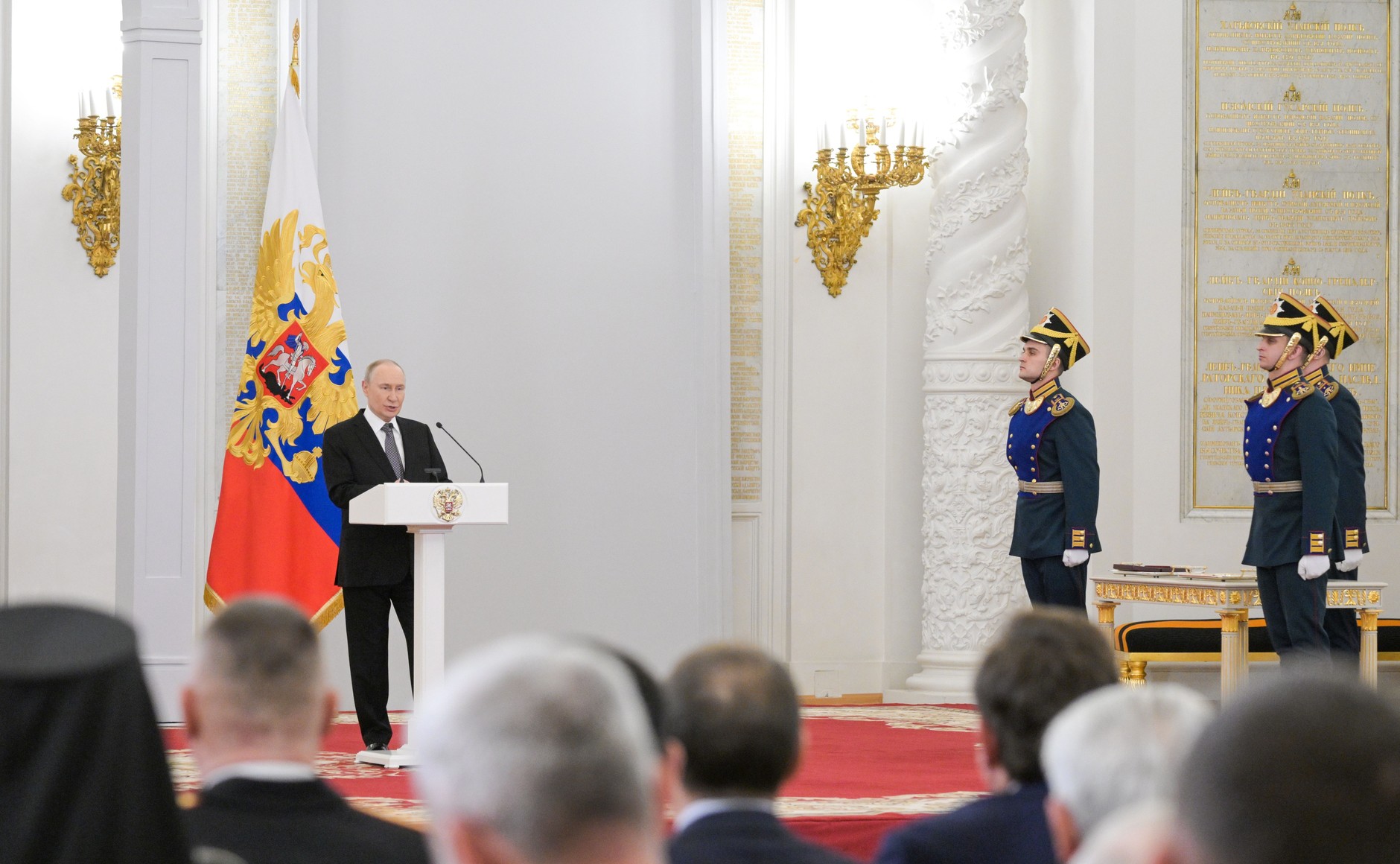 Путин: за каждым героическим поступком – верность своему долгу и принципам