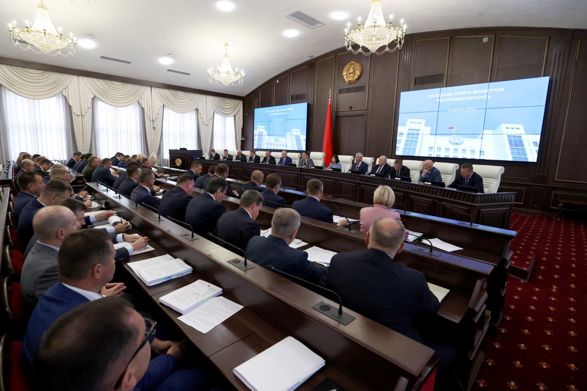 Беларусь в 2024 году планирует нарастить экспорт на 7,6%