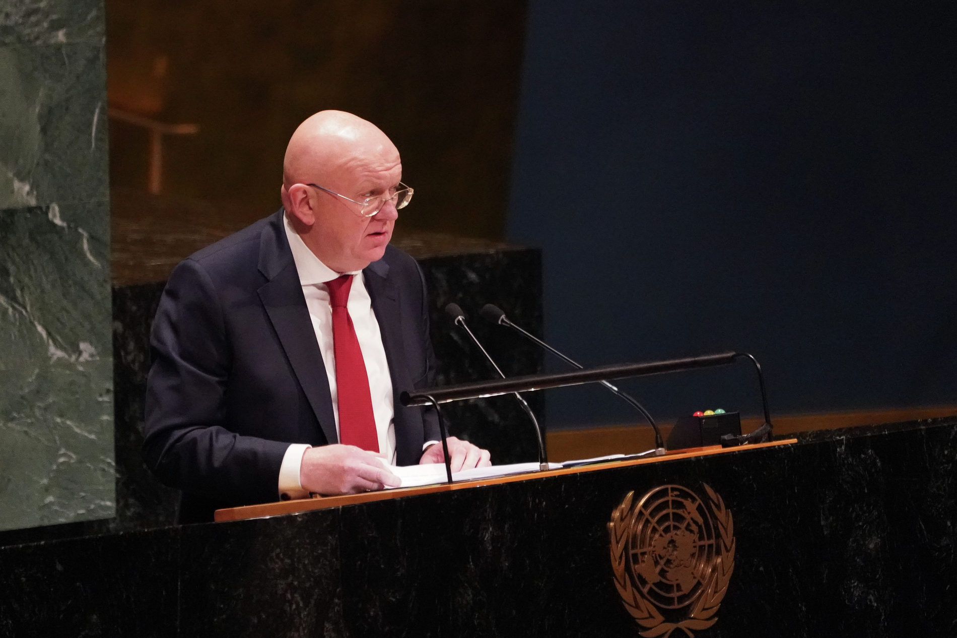 Василий Небензя назвал политизированными попытки поднять тему Беларуси в Совбезе ООН