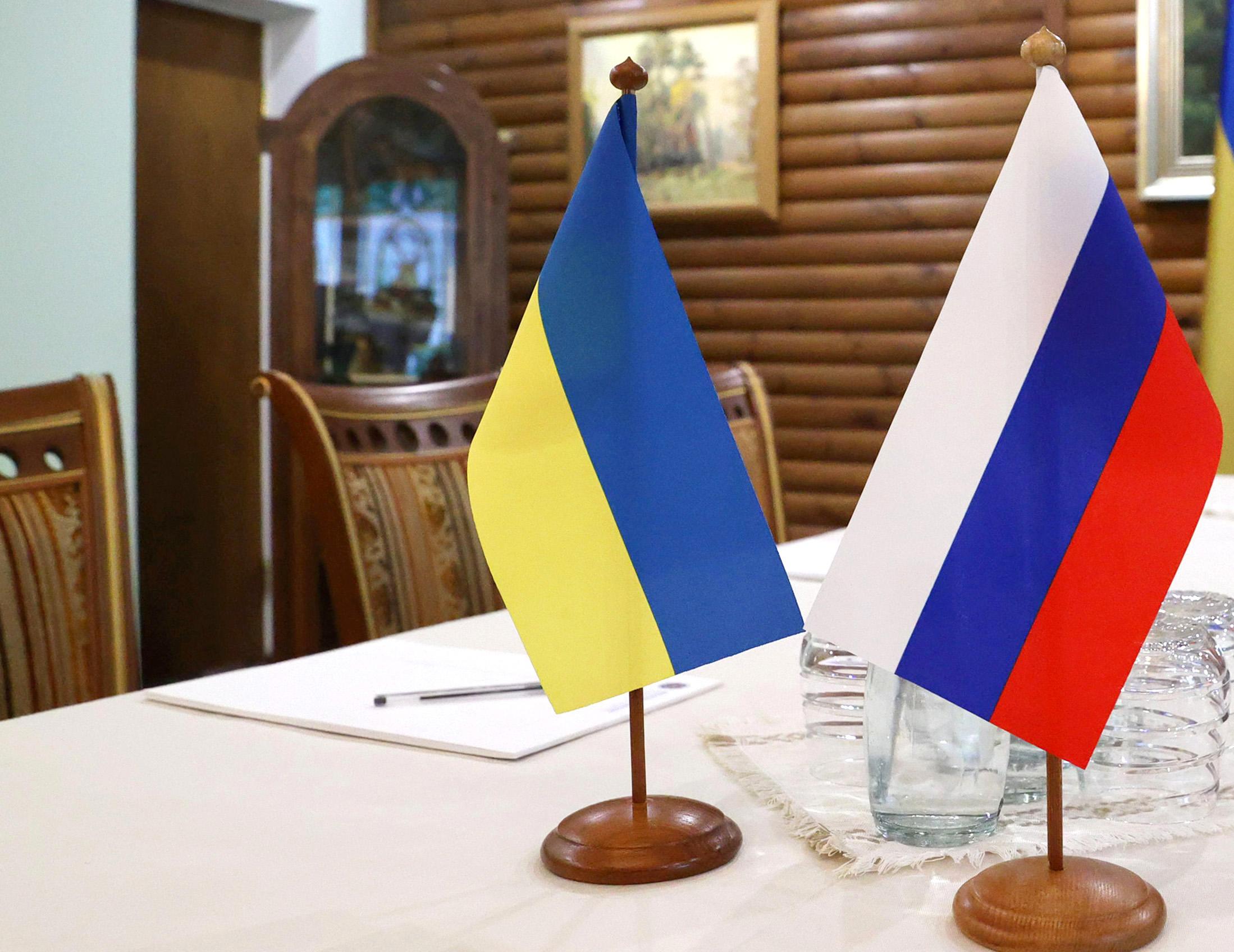 В МИД России заявили, что переговоры с Киевом при их возобновлении должны быть прямыми