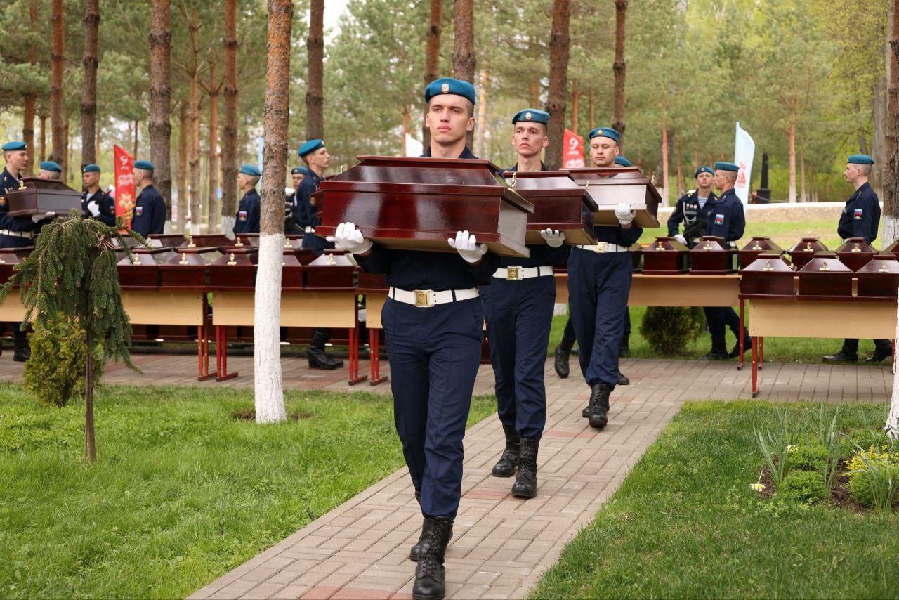 В Калужской области увековечили память советских олдат, павших в боях 1942-го