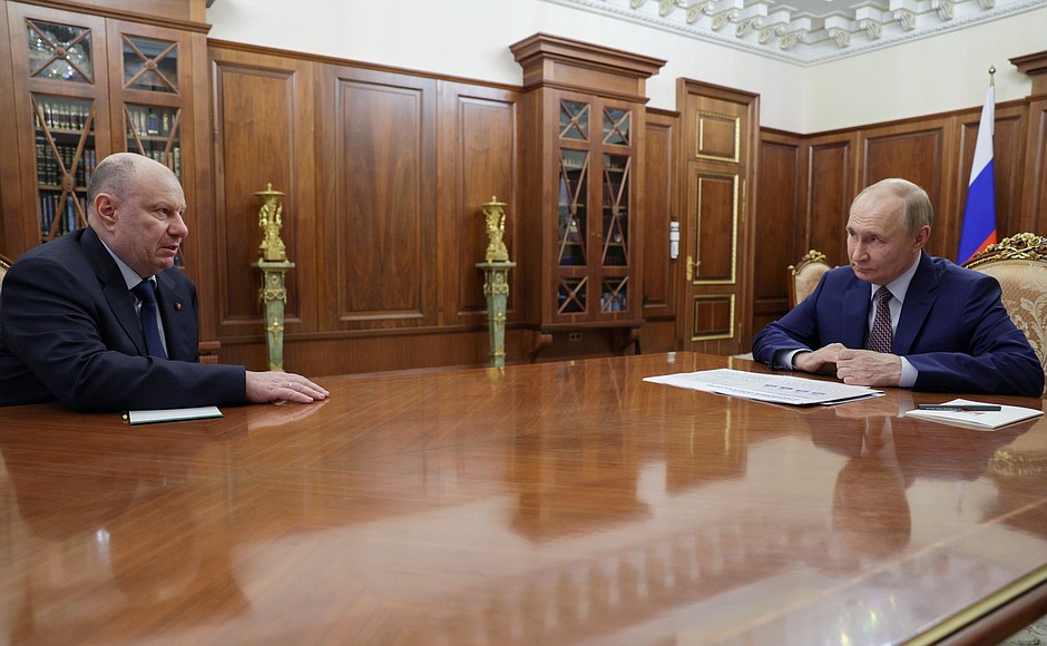 Владимир Потанин — Путину: «Норникель» полностью покрывает потребности России в редких металлах