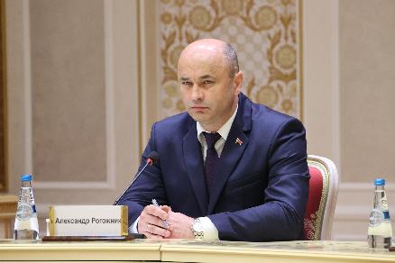 Новым послом Беларуси в России стал Александр Рогожник