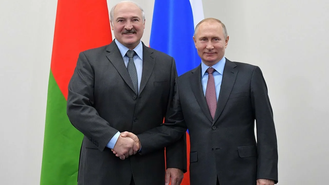 Президент Беларуси Александр Лукашенко и Президент России Владимир Путин провели телефонный разговор