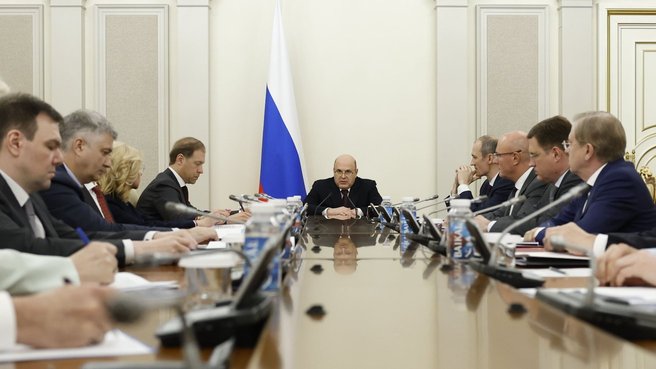 В России с 1 февраля 2025 года возобновят индексацию пенсий работающим гражданам