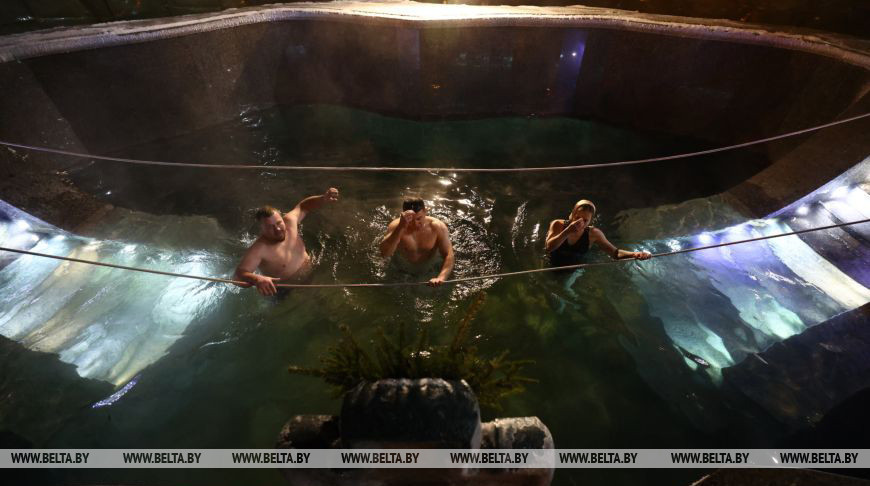 Православные христиане встречают праздник Крещения Господня