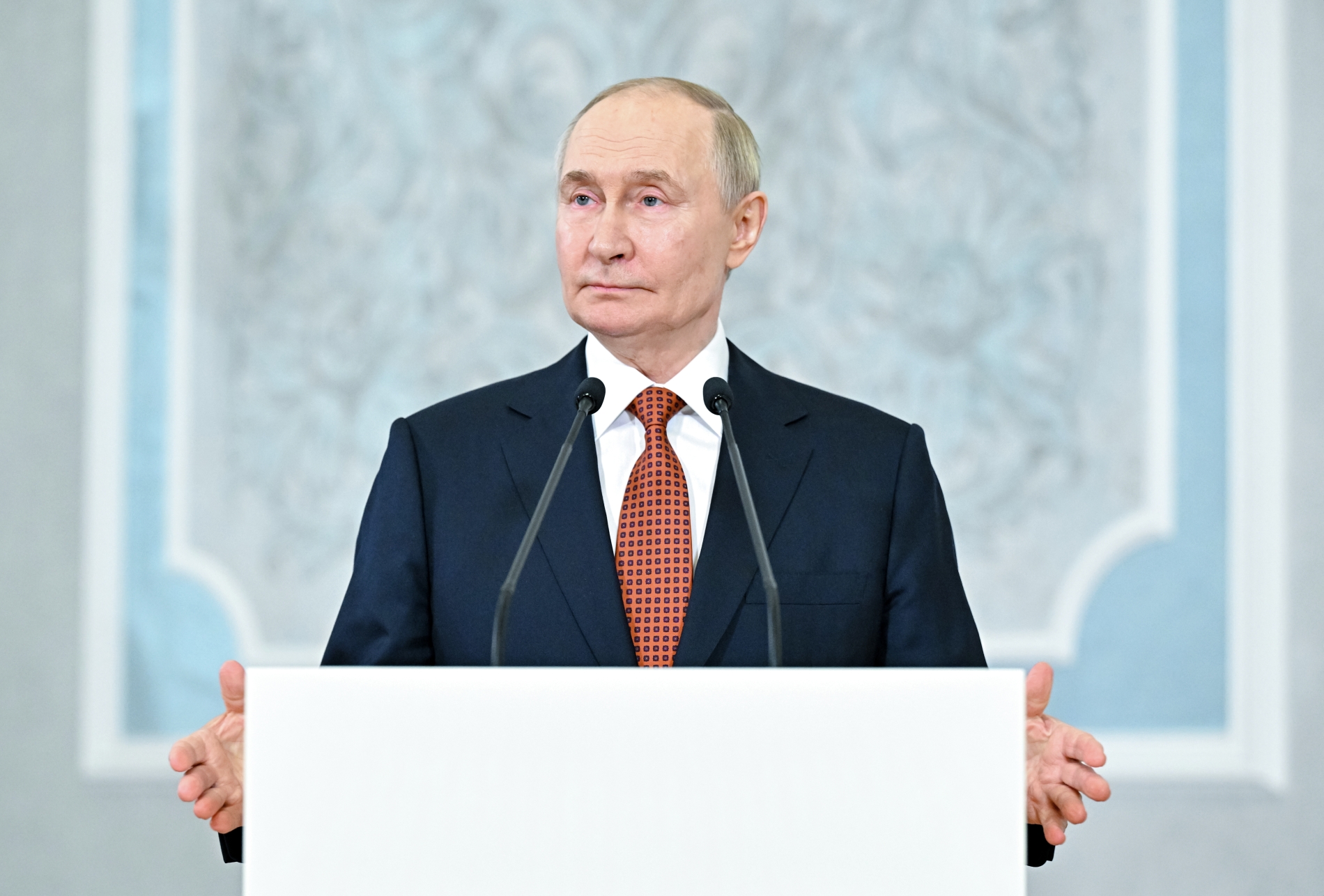 Путин: темп роста экономики в Евразэс выше, чем среднемировой темп