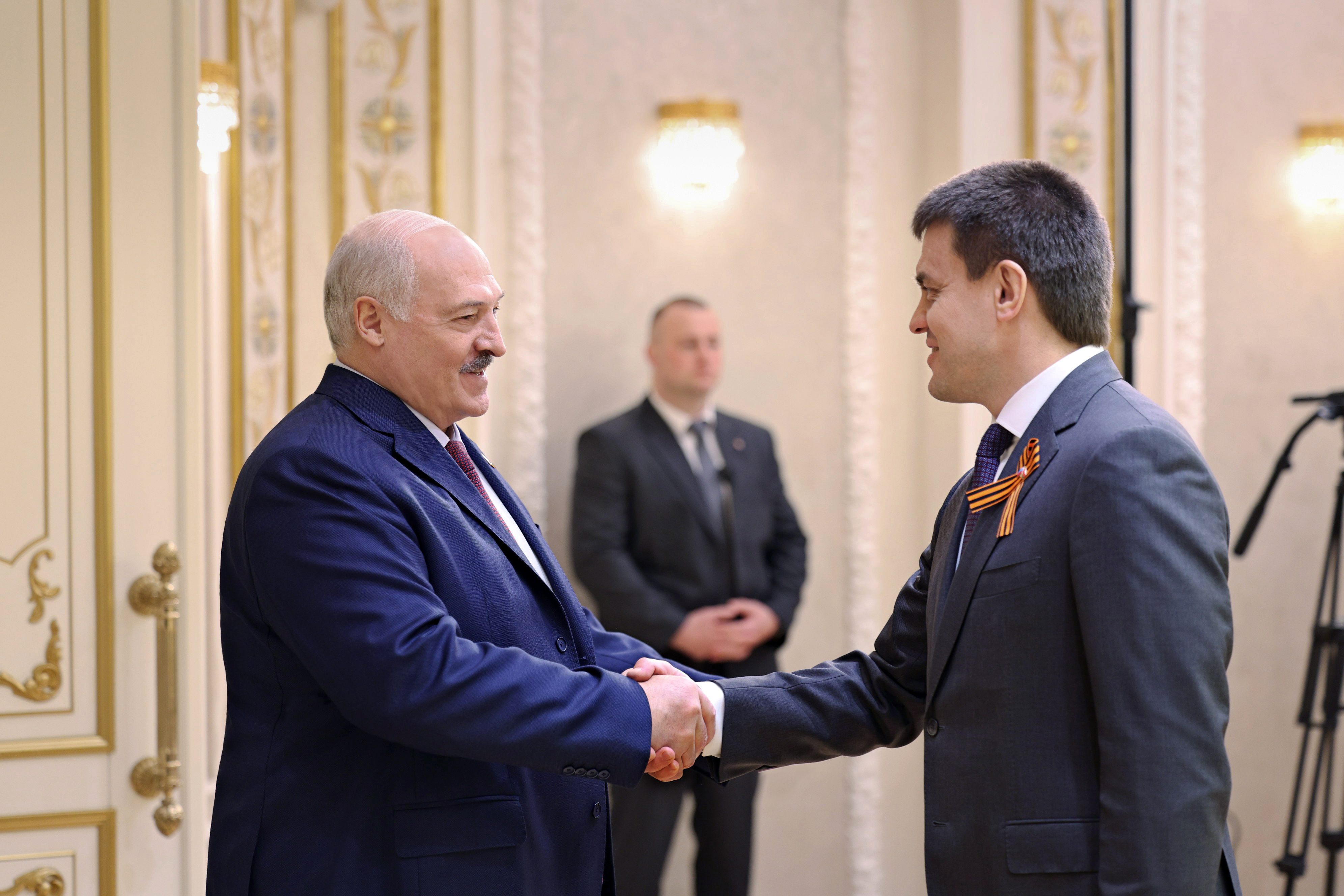 Президент Беларуси – губернатору Красноярского края: мы готовы подставить плечо