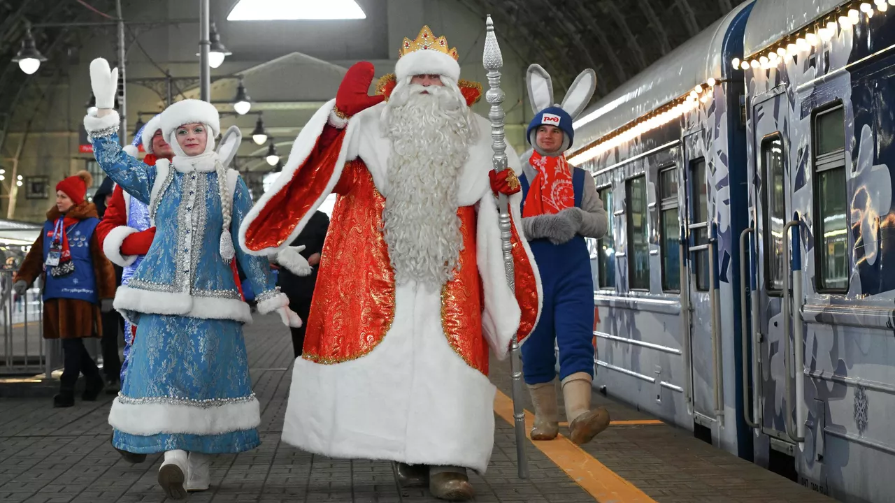 В Москву прибыл Поезд Деда Мороза