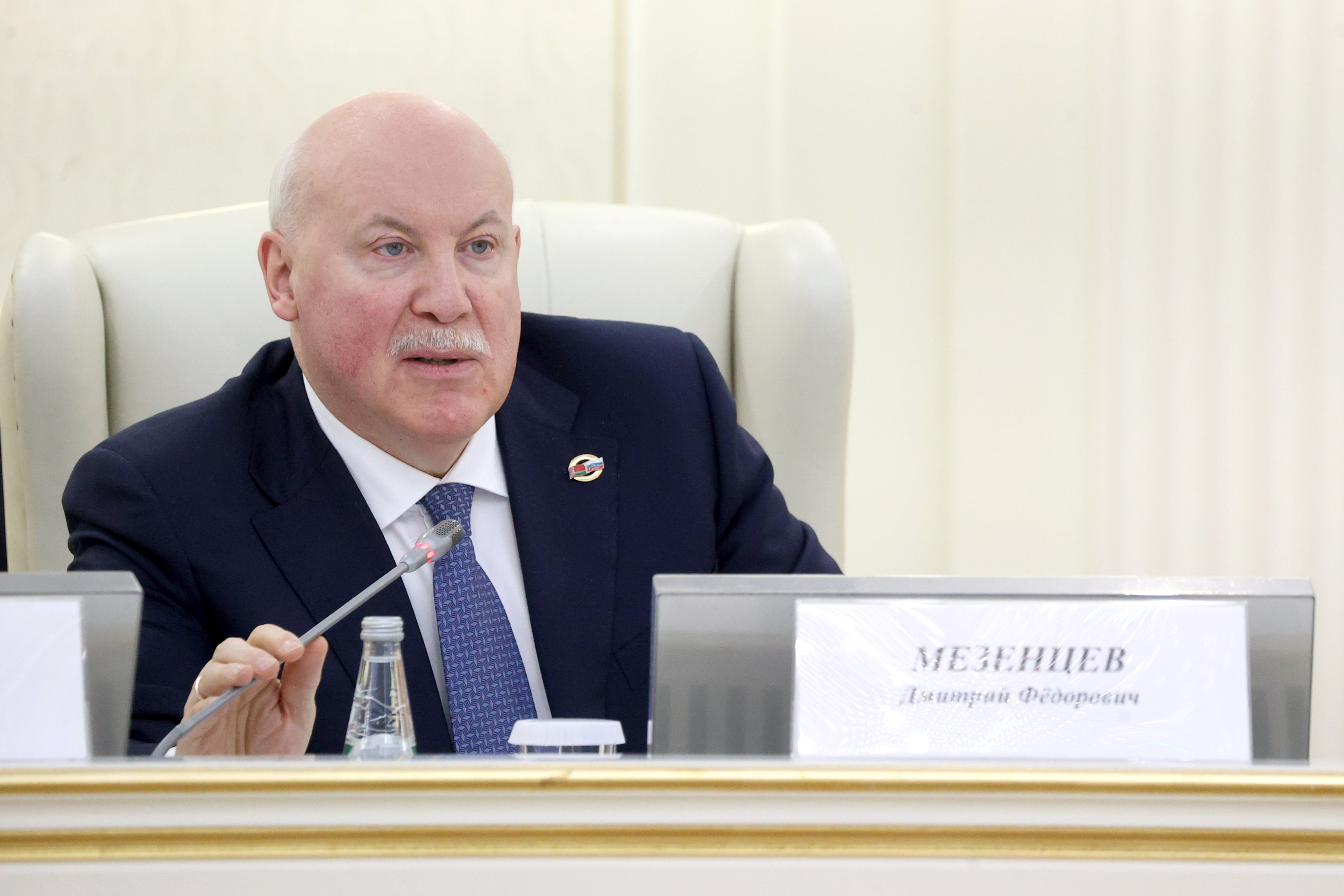 Мезенцев: ученые Беларуси и РФ работают не по десяткам, а по сотням направлений