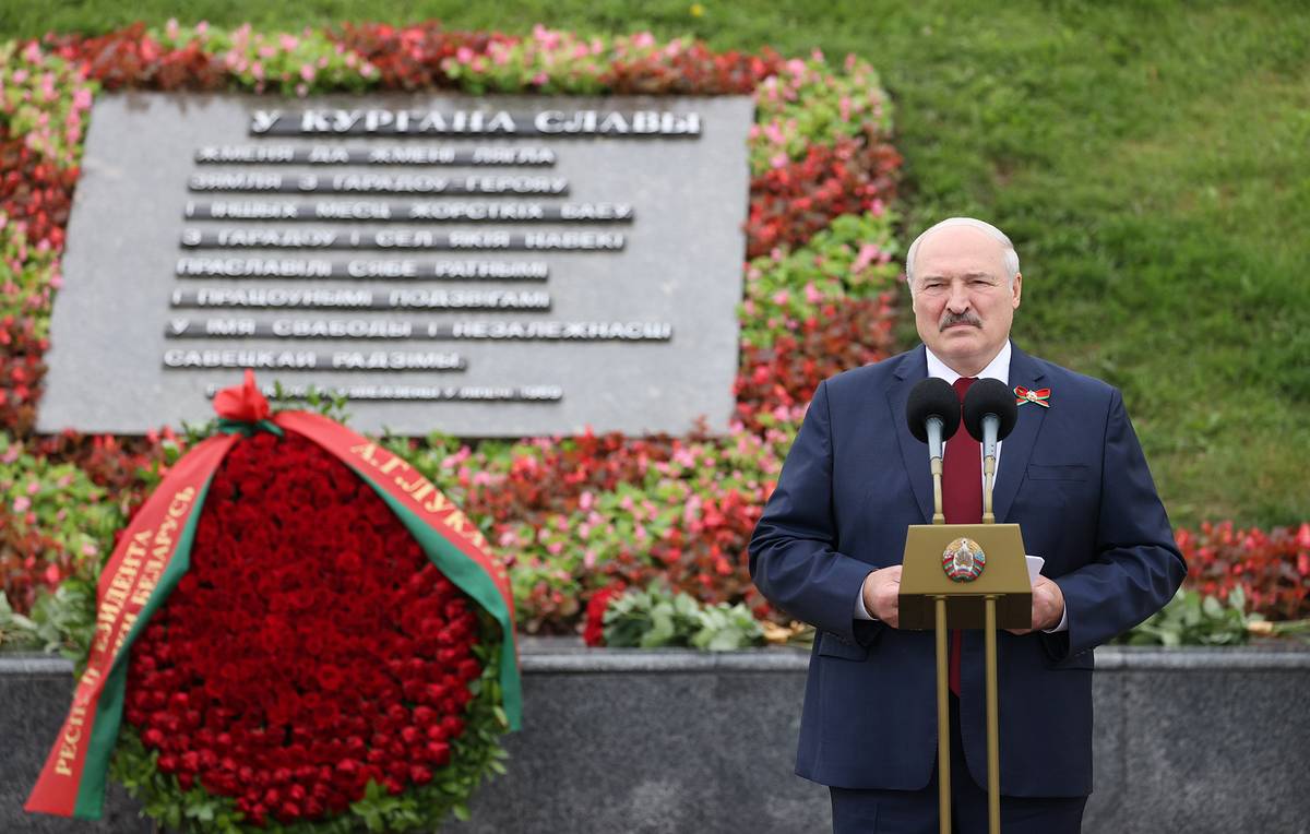 "Мы были и будем вместе". Лукашенко ответил тем, кто упрекает Беларусь в поддержке России