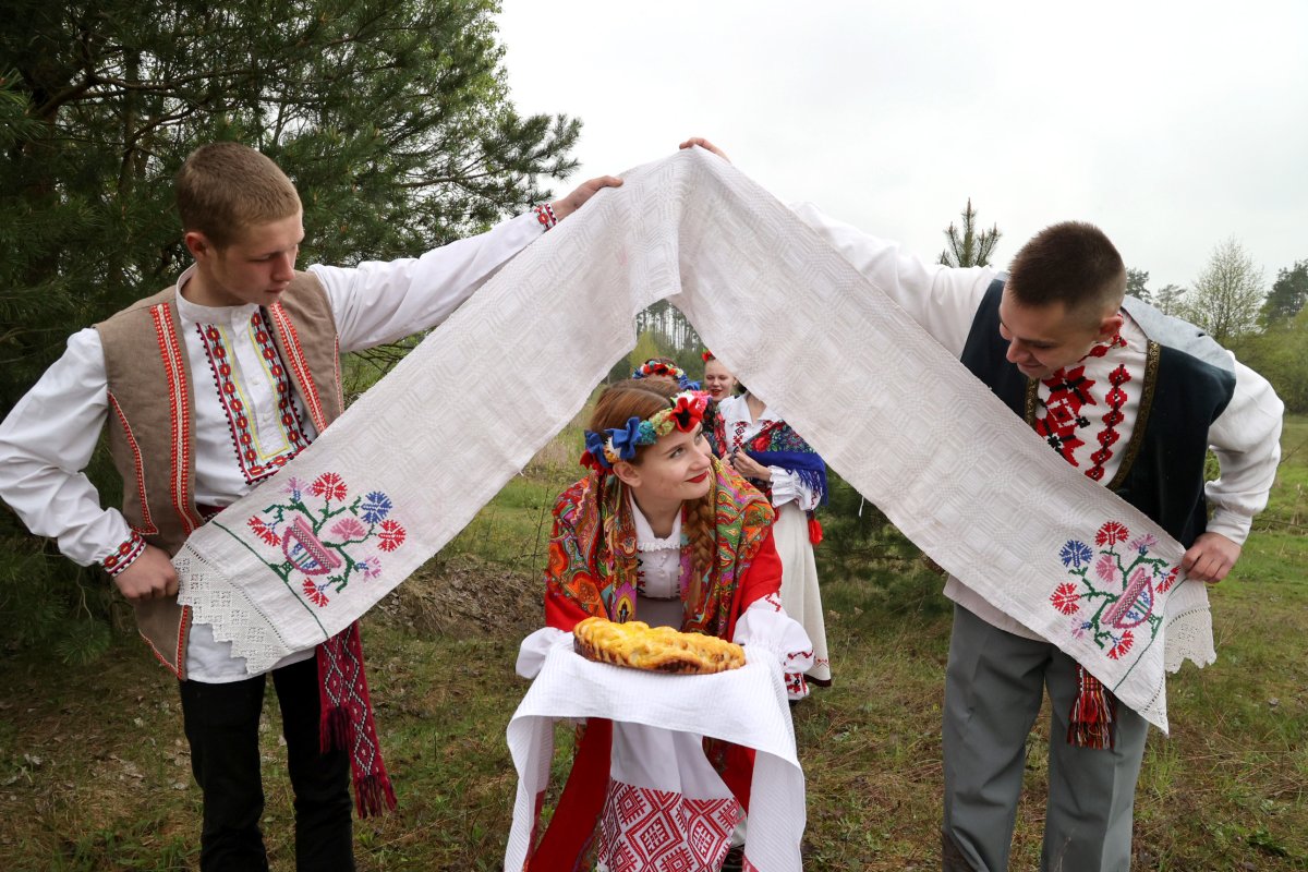 Вот тебе, бабушка, и Юрьев день: в Могилевской области провели реконструкцию народного праздника