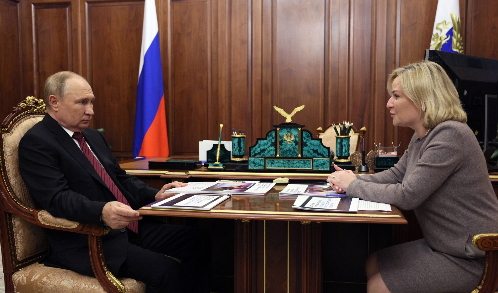 Владимир Путин провел рабочую встречу с главой Министерства культуры РФ Ольгой Любимовой