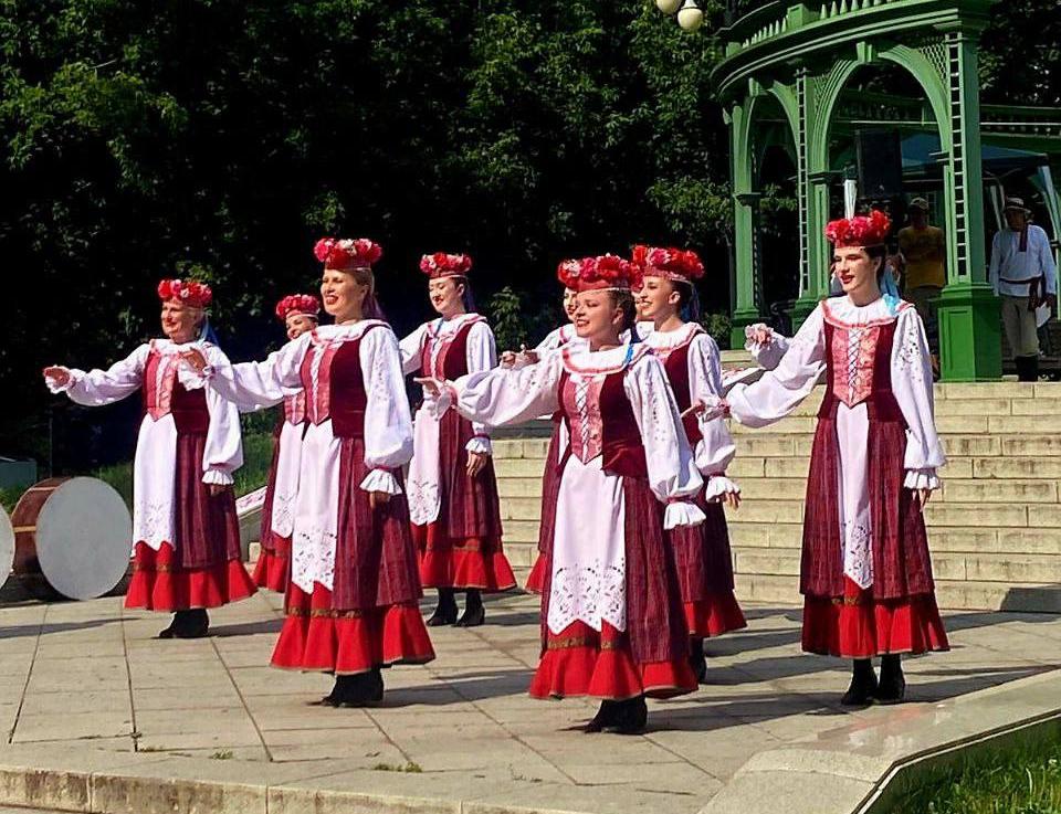 В парке "Останкино" на ВДНХ прошел белорусский народный праздник Купалье