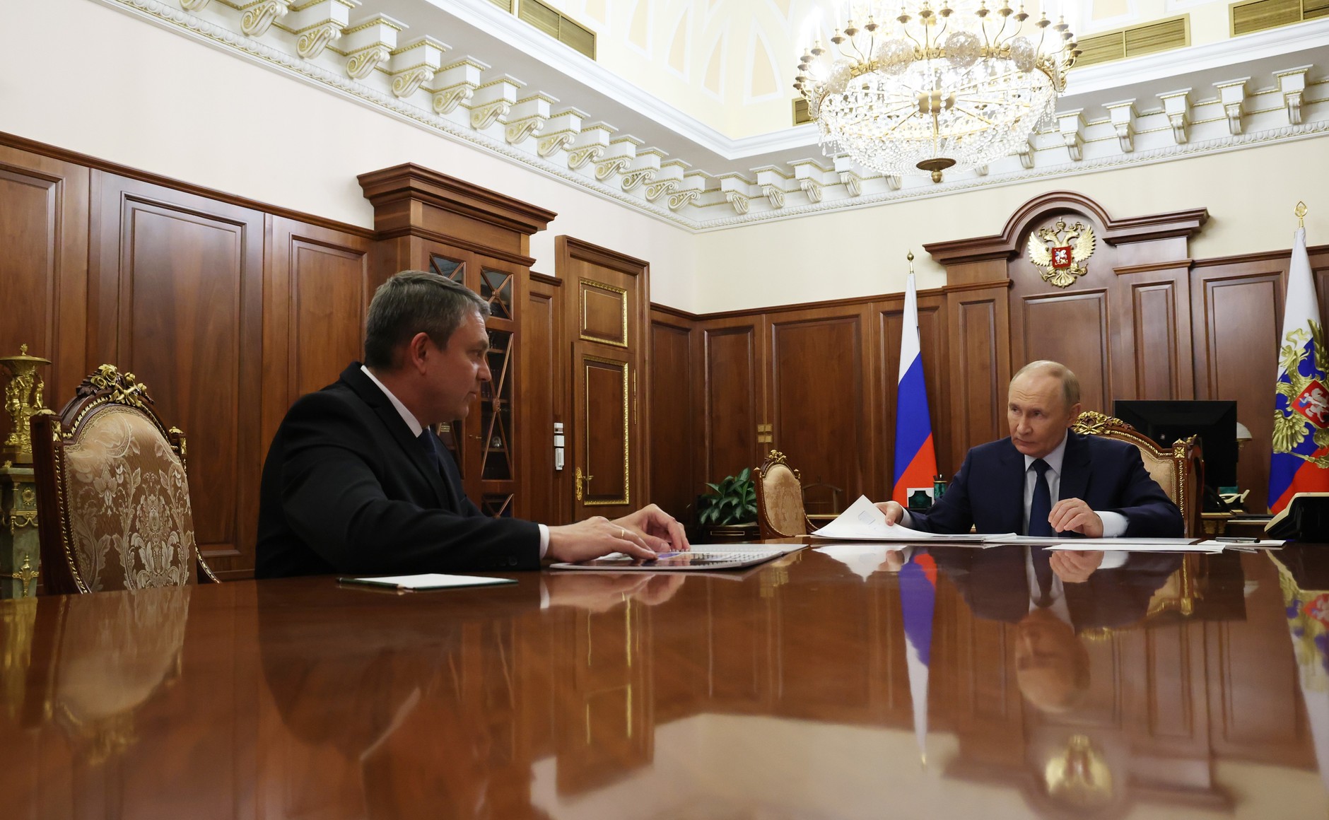Путин поручил главе ЛНР проработать вопрос финансирования сельского хозяйства 